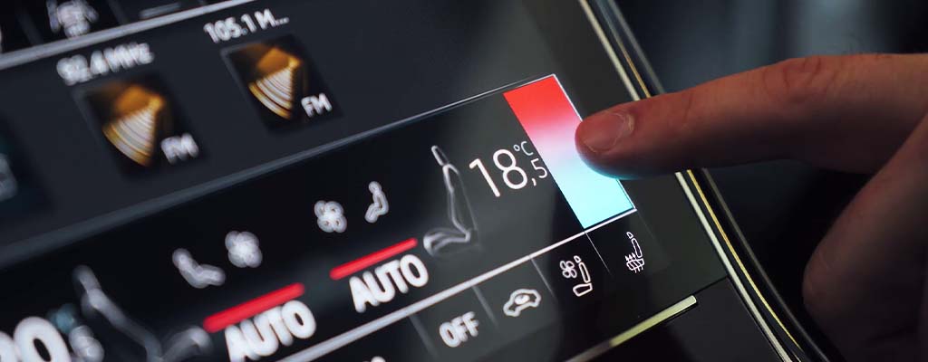 Fotografije prikazuje avto klimo, ki jo lahko uporabljate tako poleti kot pozimi.