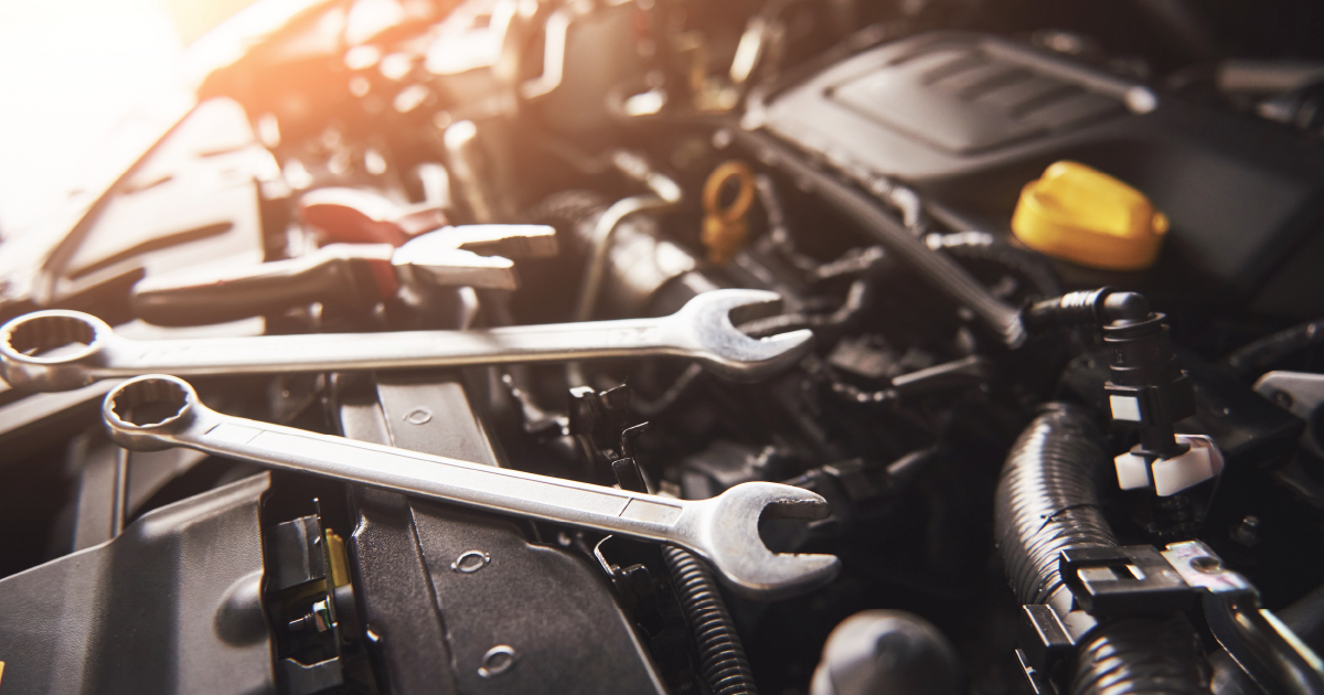 redni-servis-vozil-avtoservis-menjava-zavornih-ploscic-motorno-olje-zobati-jermen-avtodiagnostika-avtoelektronika-avtocenter-avtostop-2025